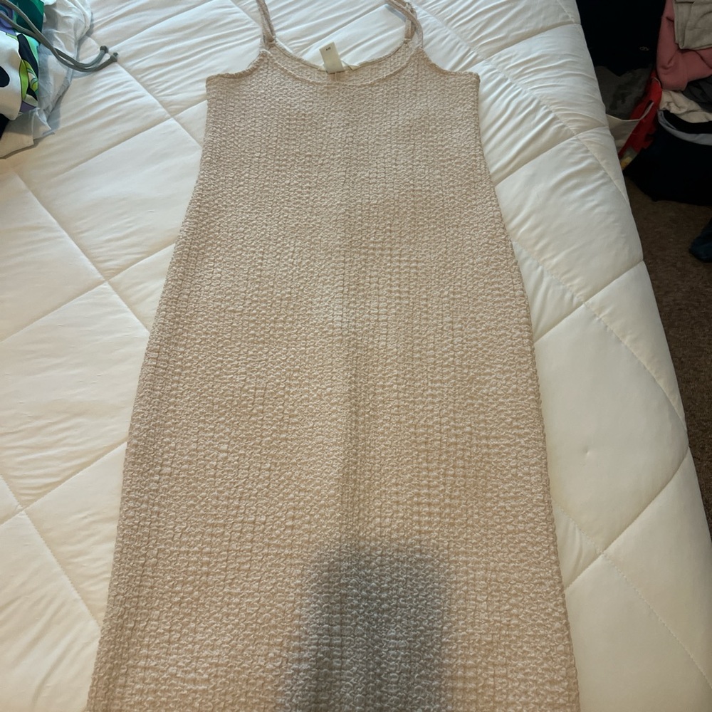 H&M Cream Textured Sleeveless Dress